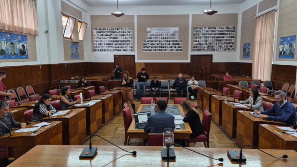 Deportes: Pedido de comunicación por el Minella