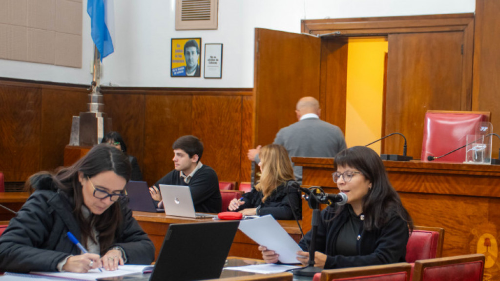 Martes 28 de abril: Educación abrió una jornada con varias convocatorias